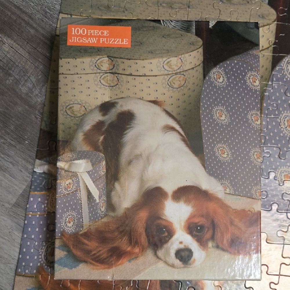 Charming Dog 100-Piece Jigsaw Puzzle